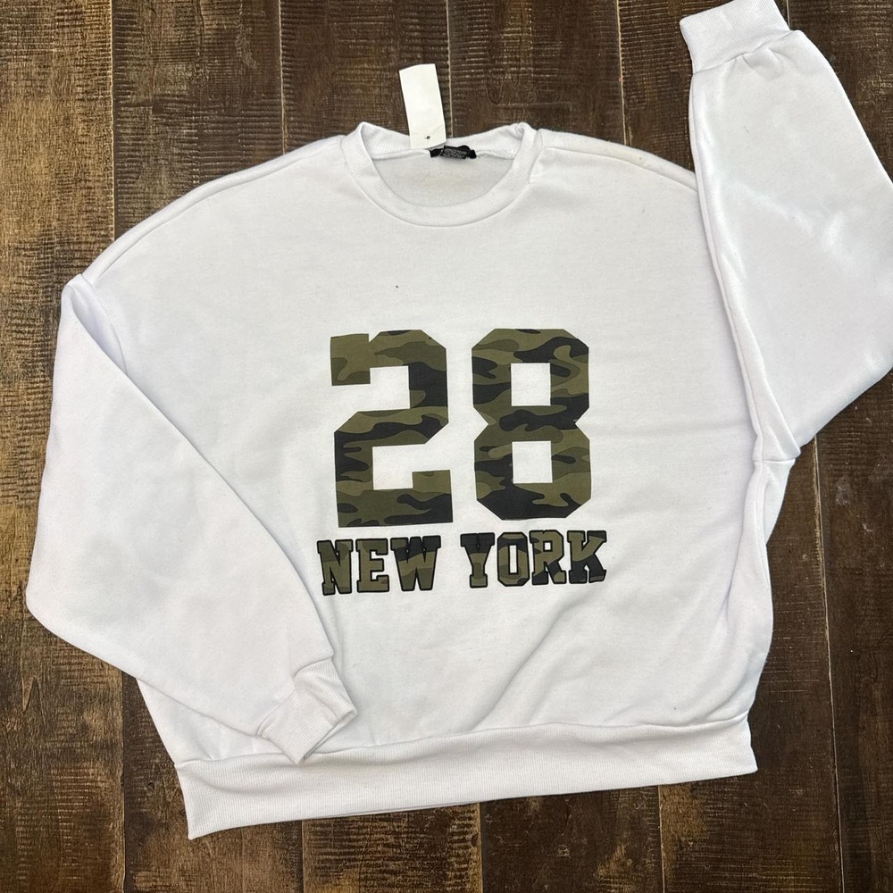Justify White New York Camo Graphic  Crewneck Sweatshirt